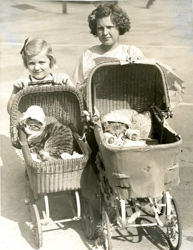 Students with their pets at the April 1936 Fruitvale School Pet Parade.