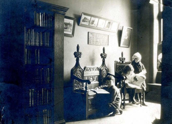 The Shakespeare Corner in the Children's Room at the second Main Library. The furniture is now in the Oakland History Center.