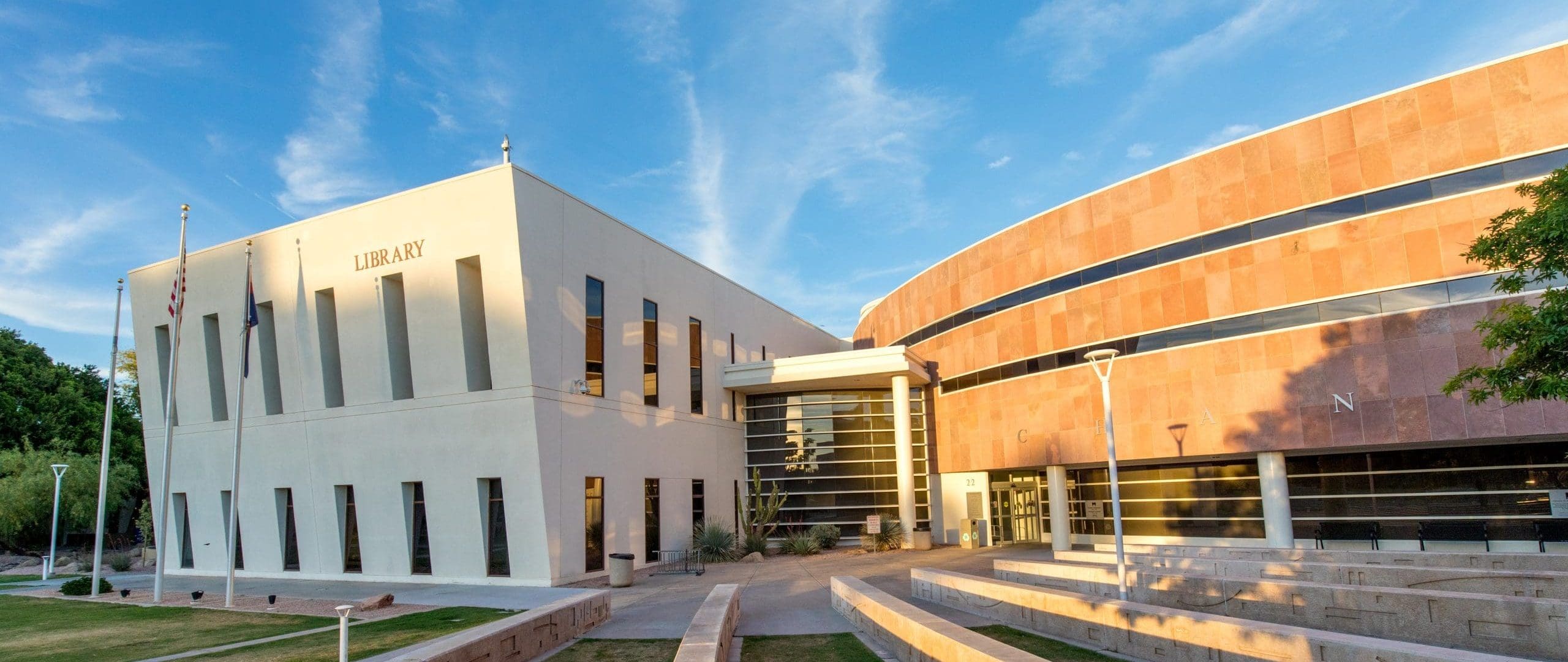 2019-04-30-Downtown-Library-Exterior