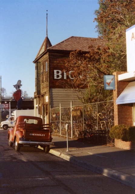 Faber's Cyclery on the corner of First and Margaret Streets in San Jose about 1992.