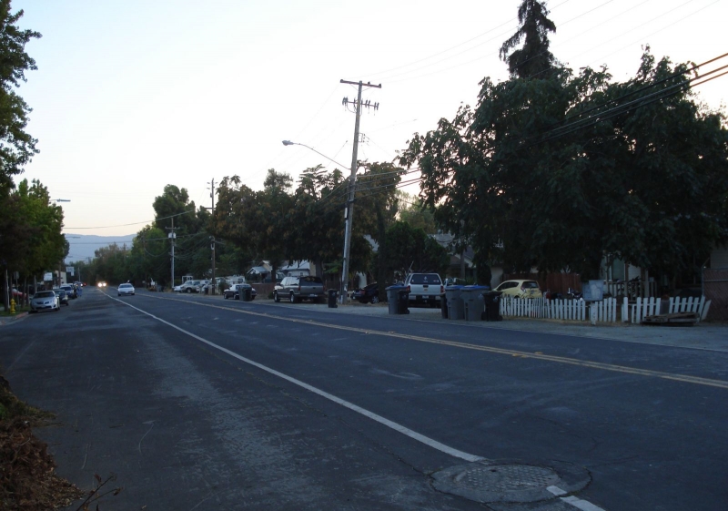 Photo: Looking south down Almaden Road between Willow Glen Way and Malone Road.