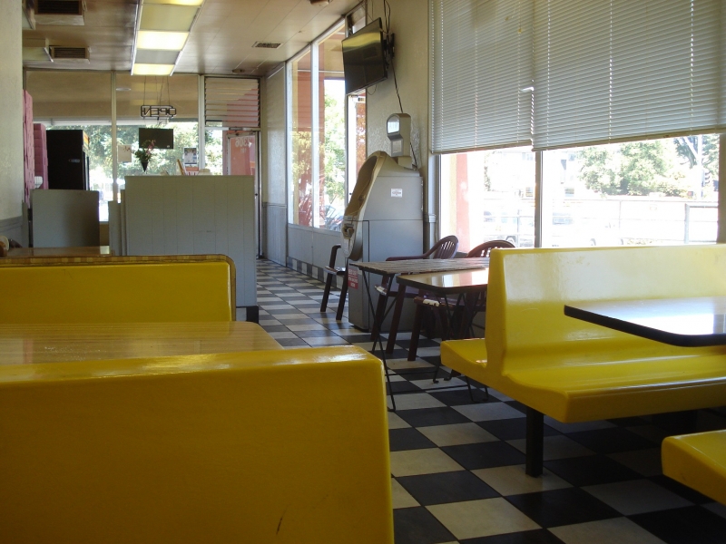 Hooz Donuts still has the original Winchell's Donuts interior from the 1960's