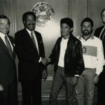 Mayor Sawyer welcomes Alejandro Cruz, male winner of 1988 Chicago Marathon.