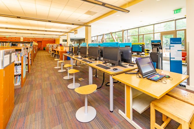 <p>Cupertino Library Downstairs Children's Computers</p>