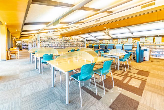 <p>Los Altos Library Adult study Tables and Computers</p>