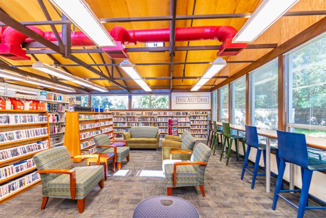 <p>Woodland Library, Young Adult Corner, teen seating area, chairs</p>